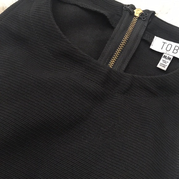 Crop top - Picture 3 of 3